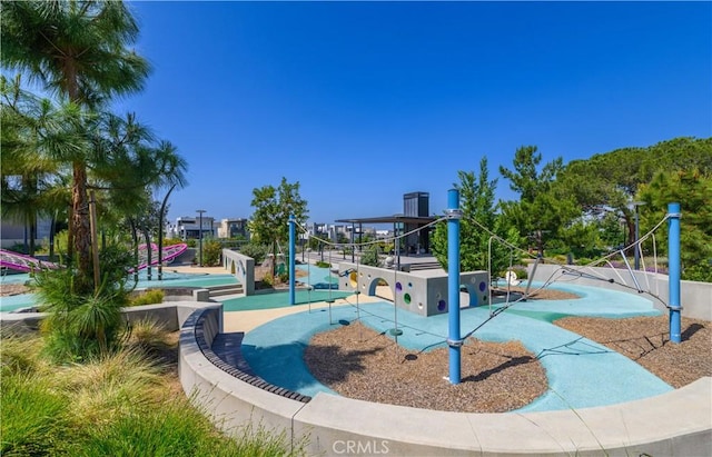 188 Merit, Irvine, CA 92618 - view of community featuring a putting green