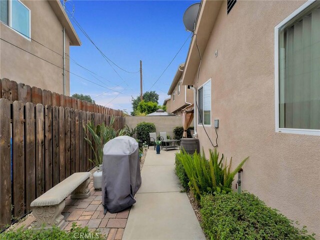 10720 Saticoy St, Sun Valley, CA 91352 - photo 7