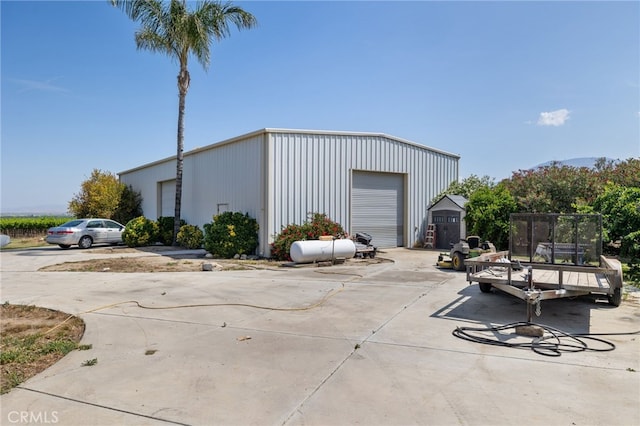 38792 Comanche Point Rd, Arvin, CA 93203 - view of outdoor structure with an outbuilding