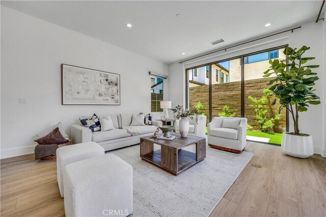 141 Statura, Irvine, CA 92602 - photo 7