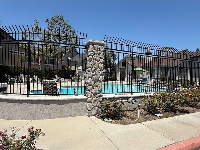 3329 E Metcalf Cir Unit B, Orange, CA 92869 - view of community pool