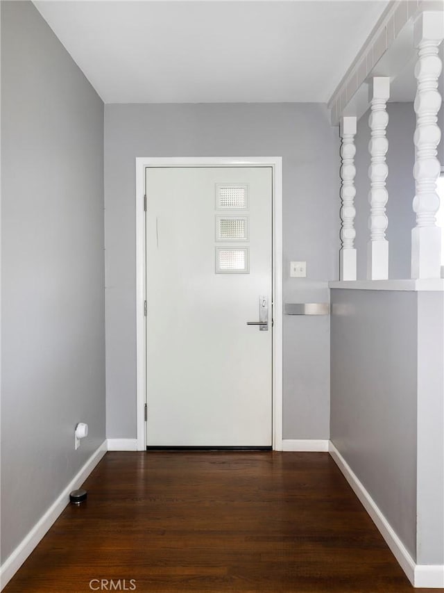 3231 Marber Ave, Long Beach, CA 90808 - entryway featuring wood finished floors and baseboards