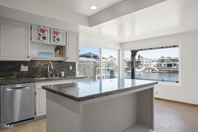 2120 Jamestown Way, Oxnard, CA 93035 - kitchen featuring stainless steel dishwasher, a sink, plenty of natural light, a kitchen island, and recessed lighting