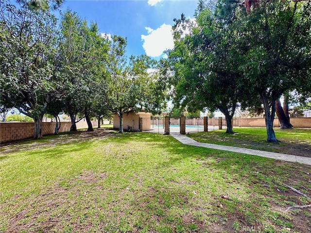 128 Fairview St Unit 1, Santa Ana, CA 92704 - view of yard