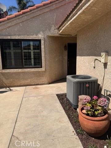 10260 Santa Rosa Ct, Rancho Cucamonga, CA 91730 - view of patio / terrace
