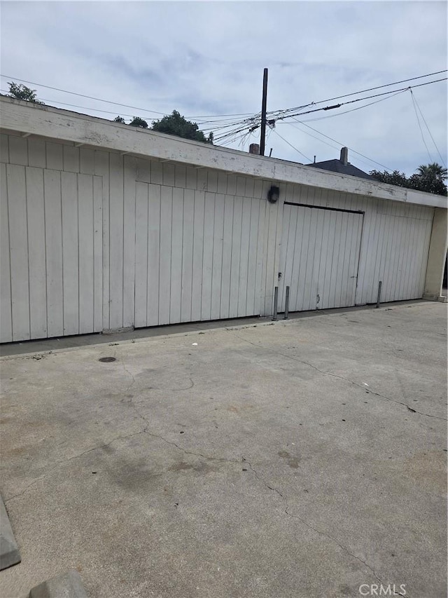 270 E 6th St, Pomona, CA 91766 - view of garage