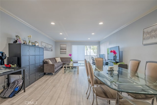 1517 E Garfield Ave Unit 94, Glendale, CA 91205 - dining space with crown molding, light wood-type flooring, and recessed lighting