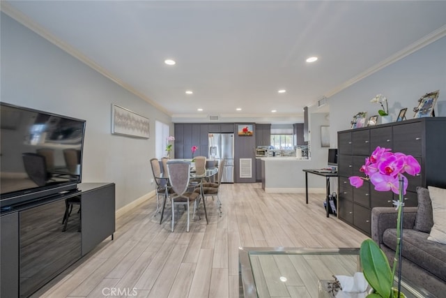1517 E Garfield Ave Unit 94, Glendale, CA 91205 - living area featuring crown molding, light wood-style floors, baseboards, and recessed lighting