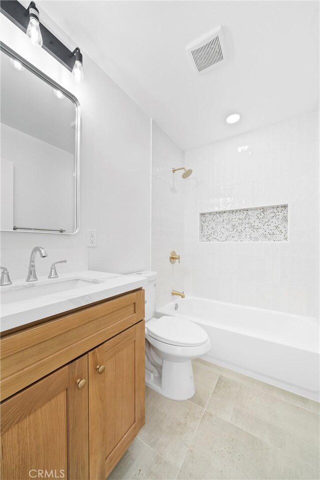 9613 Wilmington Ave, Los Angeles, CA 90002 - full bath with shower / bath combination, toilet, and vanity