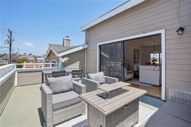 1924 Mathews Ave Unit B, Redondo Beach, CA 90278 - view of patio featuring an outdoor hangout area