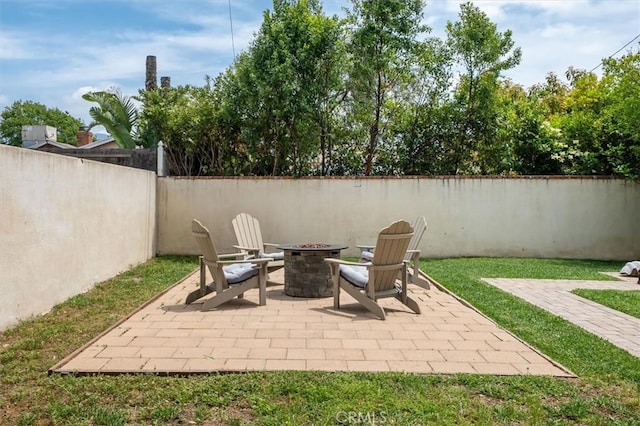 850 N Naomi St, Burbank, CA 91505 - view of patio / terrace featuring a fire pit
