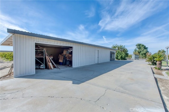 view of outbuilding featuring an outdoor structure