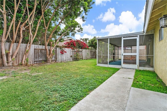 20672 Chaucer Ln, Huntington Beach, CA 92646 - view of yard with a sunroom