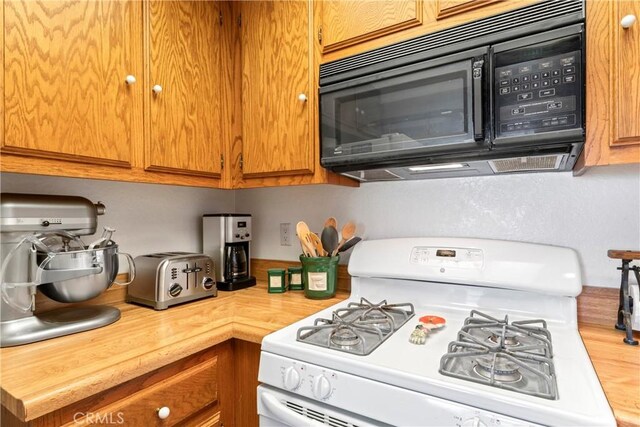 24950 Highland Dr, Crestline, CA 92325 - photo 13