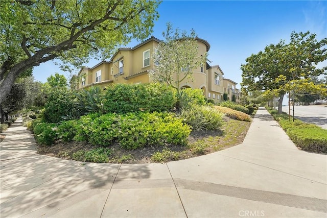 281 N Mar Vista Ave Unit 23, Pasadena, CA 91106 - view of side of home featuring stucco siding