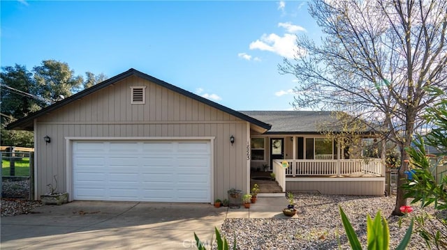 18863 Stonegate Rd, Hidden Valley Lake, CA 95467 - single story home with a porch, driveway, and a garage