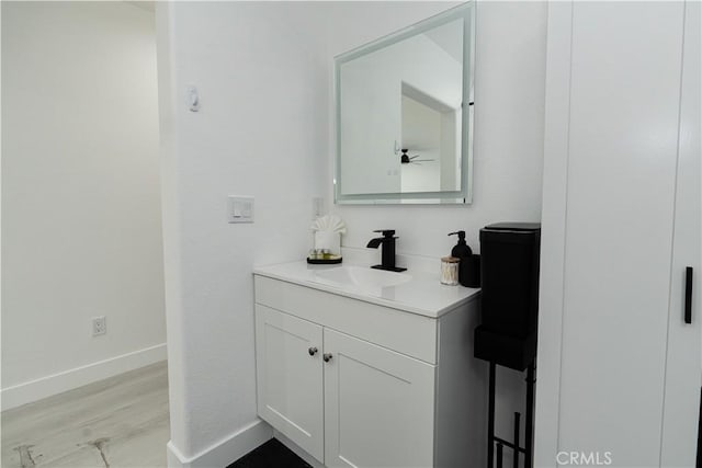 43250 Lago Brezza Dr, Indio, CA 92203 - bathroom with baseboards and vanity
