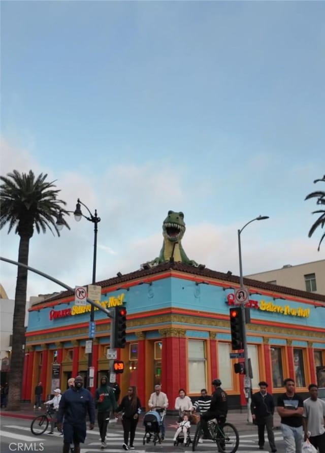 view of building exterior