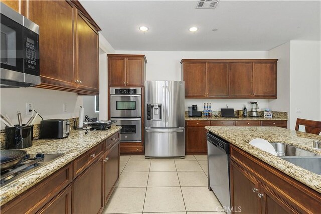 37066 Whispering Hills Dr, Murrieta, CA 92563 - photo 15