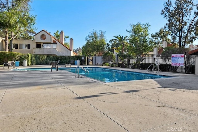 383 N Melrose Dr Unit G, Vista, CA 92083 - community pool featuring fence and a patio area