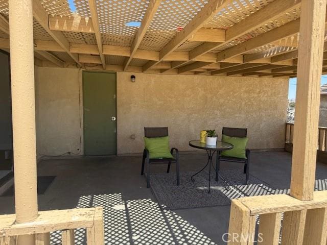 17949 Catalpa St, Hesperia, CA 92345 - view of patio