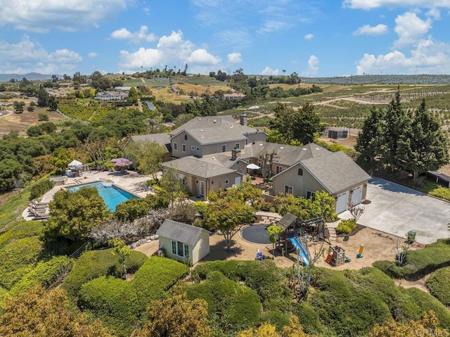 bird's eye view of a pool area