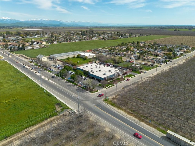 896 N Mariposa Ave, Visalia, CA 93292