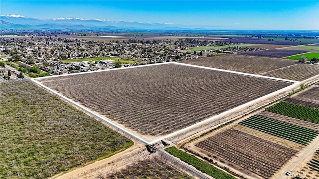 896 N Mariposa Ave, Visalia, CA 93292