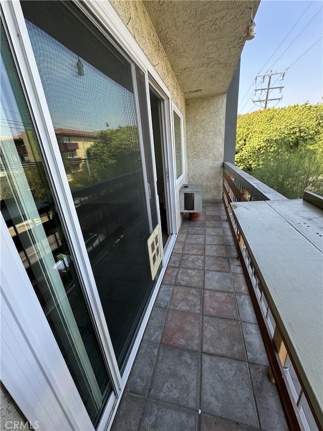 2844 E 3rd St Unit 210, Long Beach, CA 90814 - view of balcony