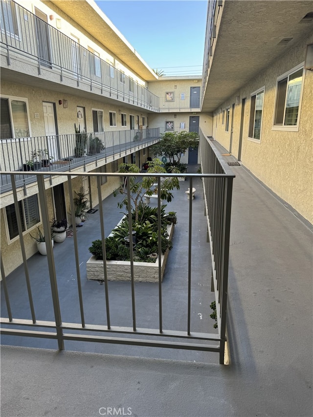 2844 E 3rd St Unit 210, Long Beach, CA 90814 - view of balcony