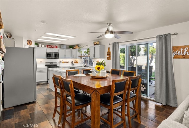 7189 Myrtle Pl, Fontana, CA 92336 - dining room with ceiling fan