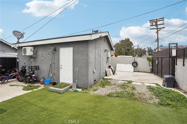 view of outdoor structure featuring ac unit