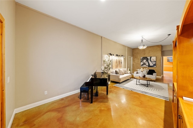 41225 Hacienda Dr, Murrieta, CA 92562 - living area featuring finished concrete flooring and baseboards