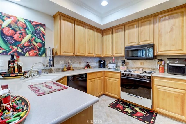 5760 E Hudson Bay Dr, Anaheim, CA 92807 - photo 11