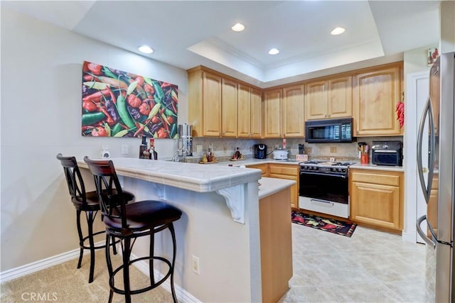 5760 E Hudson Bay Dr, Anaheim, CA 92807 - photo 10