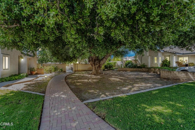 2451 Manet Ln, Simi Valley, CA 93063 - view of yard