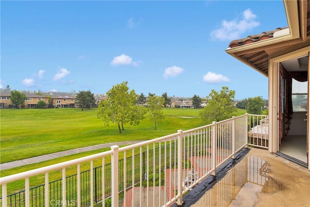 34113 Castle Pines Dr, Yucaipa, CA 92399 - view of balcony