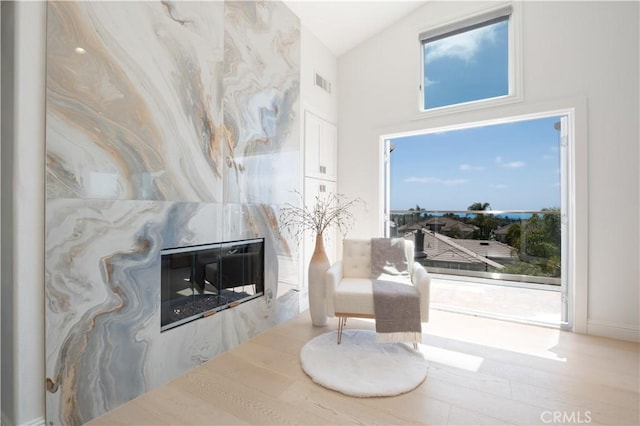 28 Brownsbury Rd, Laguna Niguel, CA 92677 - living area featuring healthy amount of natural light and vaulted ceiling