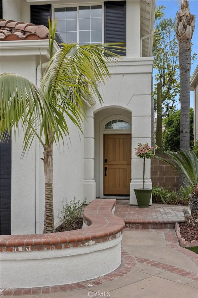 17 Candlewood, Irvine, CA 92620 - property entrance with stucco siding