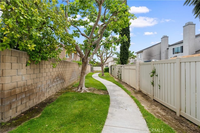 206 Eisenhower, Placentia, CA 92870 - view of yard with fence and a residential view
