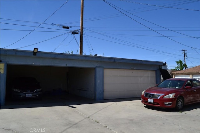 308 W Kildare St, Lancaster, CA 93534 - view of garage