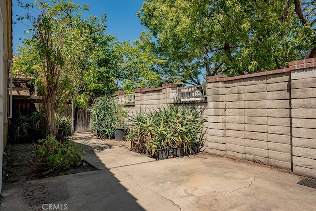 8541 San Clemente Dr, Rancho Cucamonga, CA 91730 - view of patio with a fenced backyard