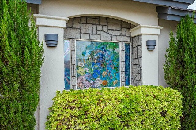 30208 White Wake Dr, Canyon Lake, CA 92587 - exterior view of stone siding and stucco siding