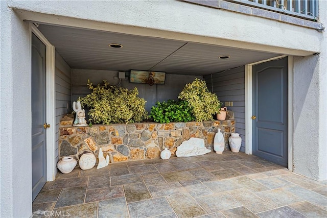 30208 White Wake Dr, Canyon Lake, CA 92587 - view of patio / terrace
