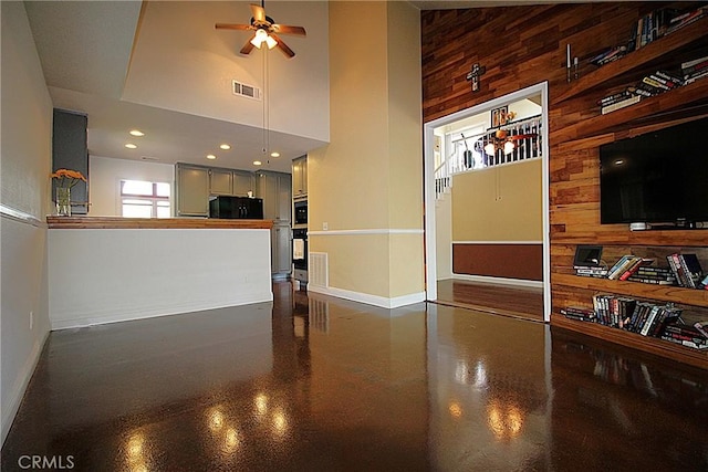 6102 Cabriolet Ct, Quartz Hill, CA 93536 - interior space
