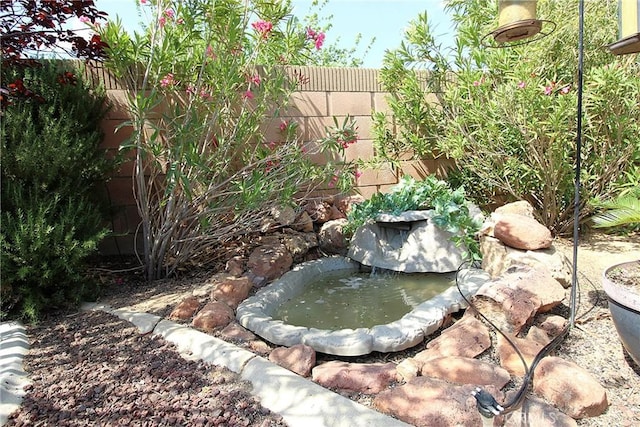 6102 Cabriolet Ct, Quartz Hill, CA 93536 - view of fenced backyard