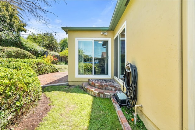 13611 Walnut St, Whittier, CA 90602 - view of grassy yard