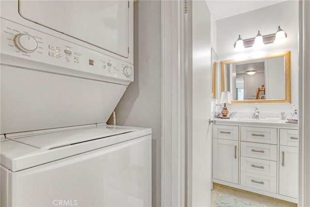 15155 Sherman Way Unit 14, Van Nuys, CA 91405 - laundry room with stacked washer / dryer