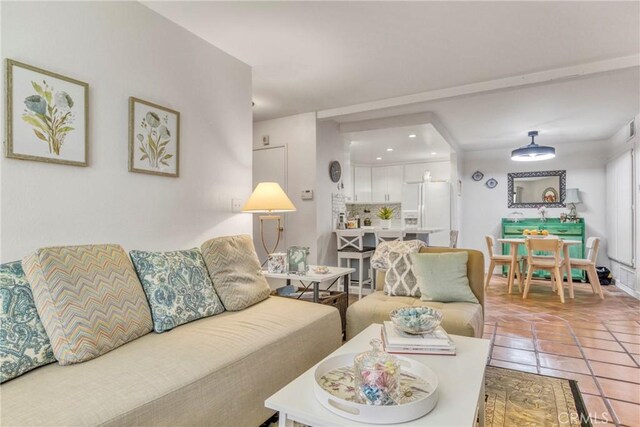 15155 Sherman Way Unit 14, Van Nuys, CA 91405 - view of tiled living area