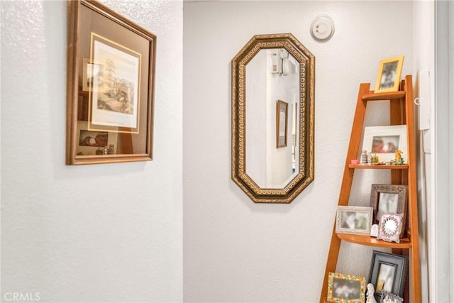 15155 Sherman Way Unit 14, Van Nuys, CA 91405 - view of hallway